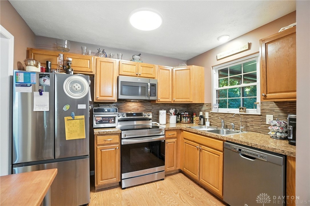 2564 Valais Court