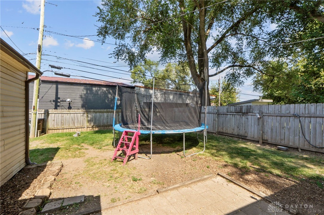 608 S Maple Avenue