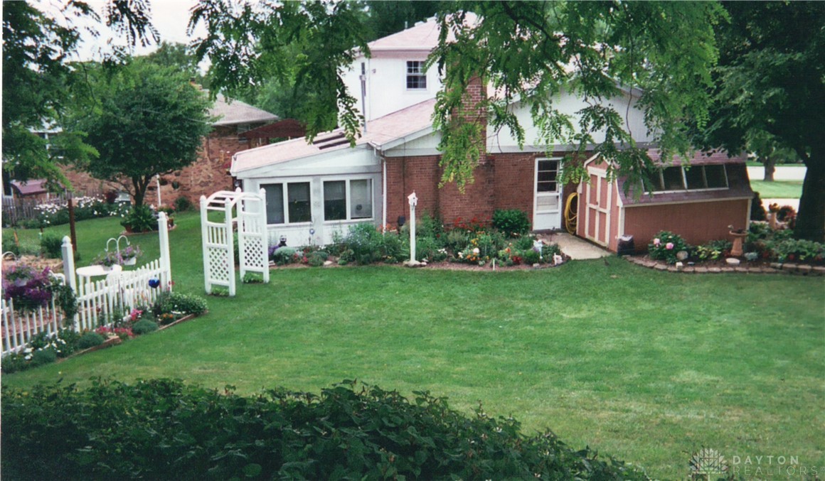 4541 Acreview Lane