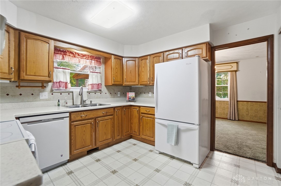 4541 Acreview Lane