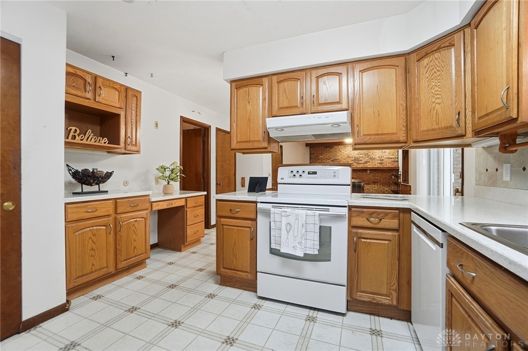 4541 Acreview Lane