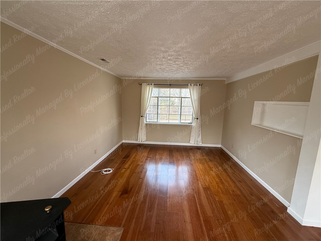 793 Country View Drive