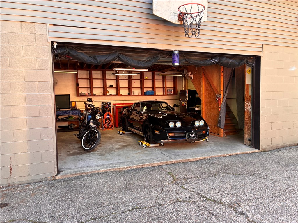 1261 Wallaby Drive