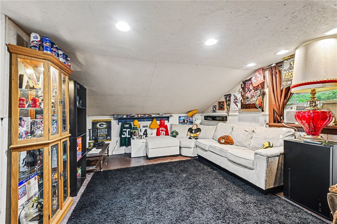 1261 Wallaby Drive