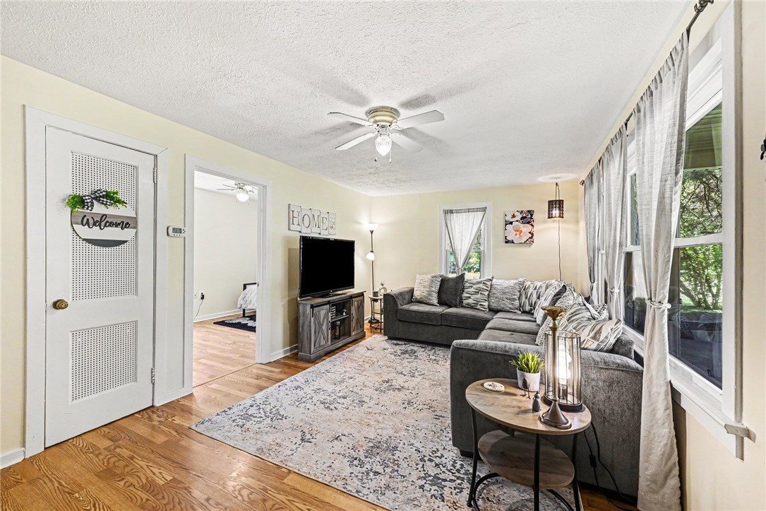 1261 Wallaby Drive