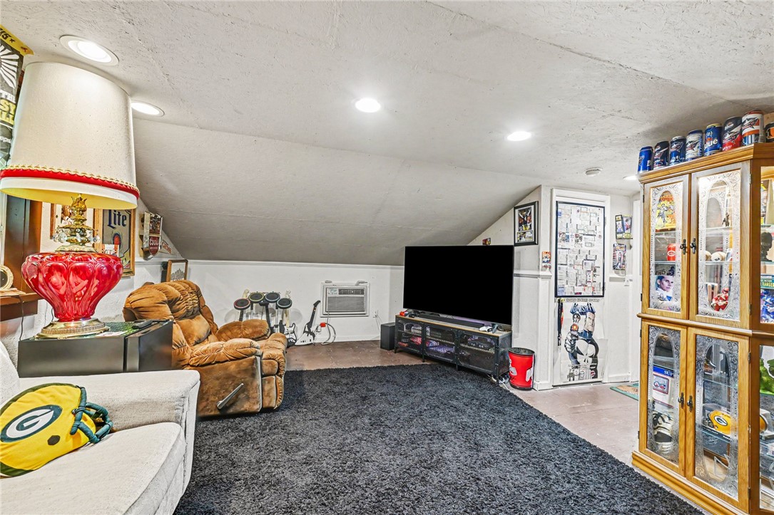 1261 Wallaby Drive