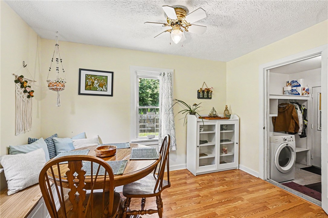 1261 Wallaby Drive