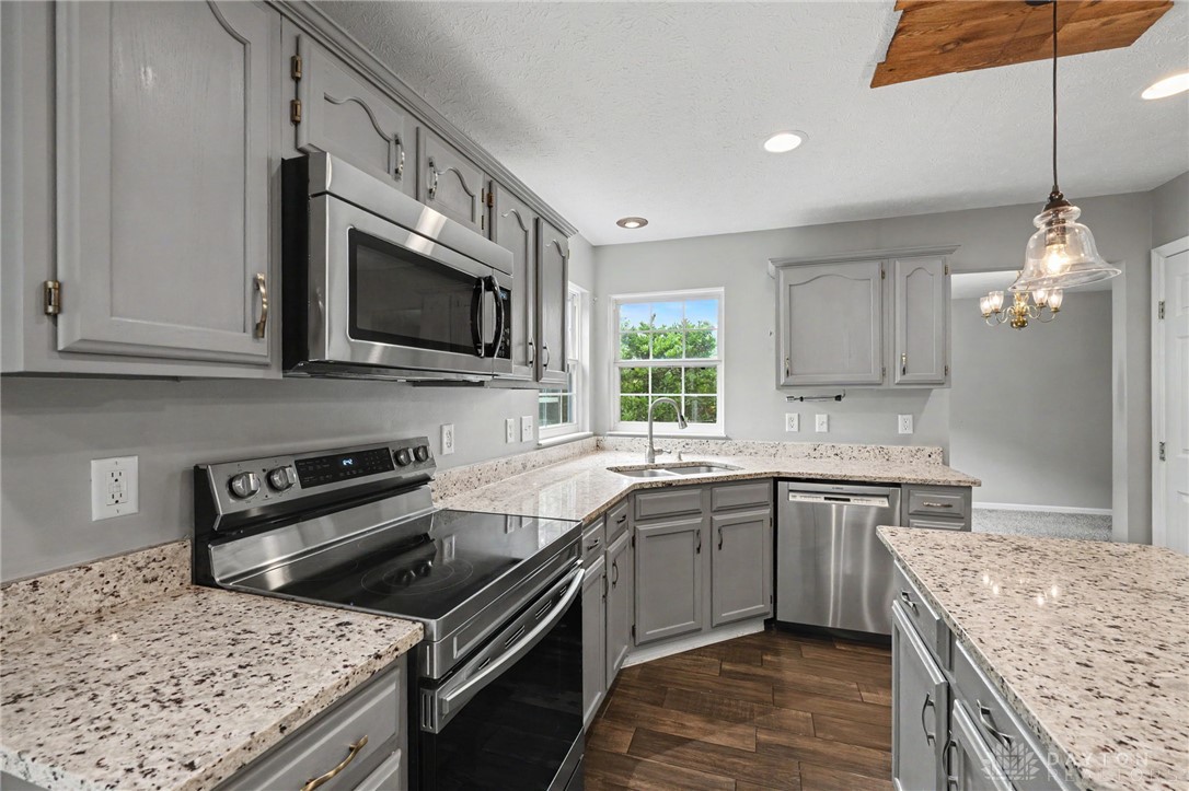 1176 Pickett Ridge Court
