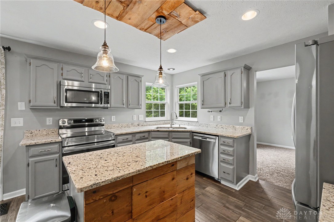 1176 Pickett Ridge Court