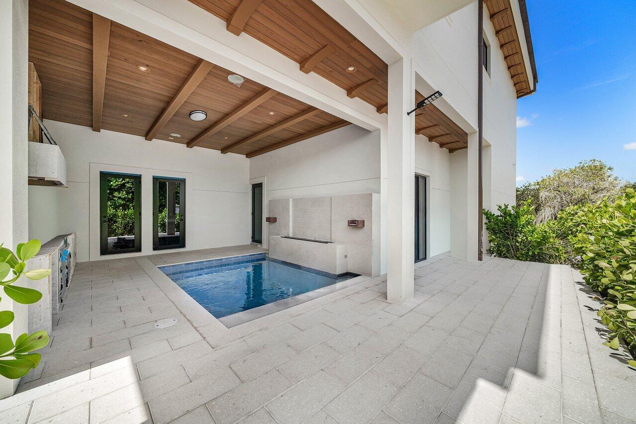 7935 S Flagler Drive