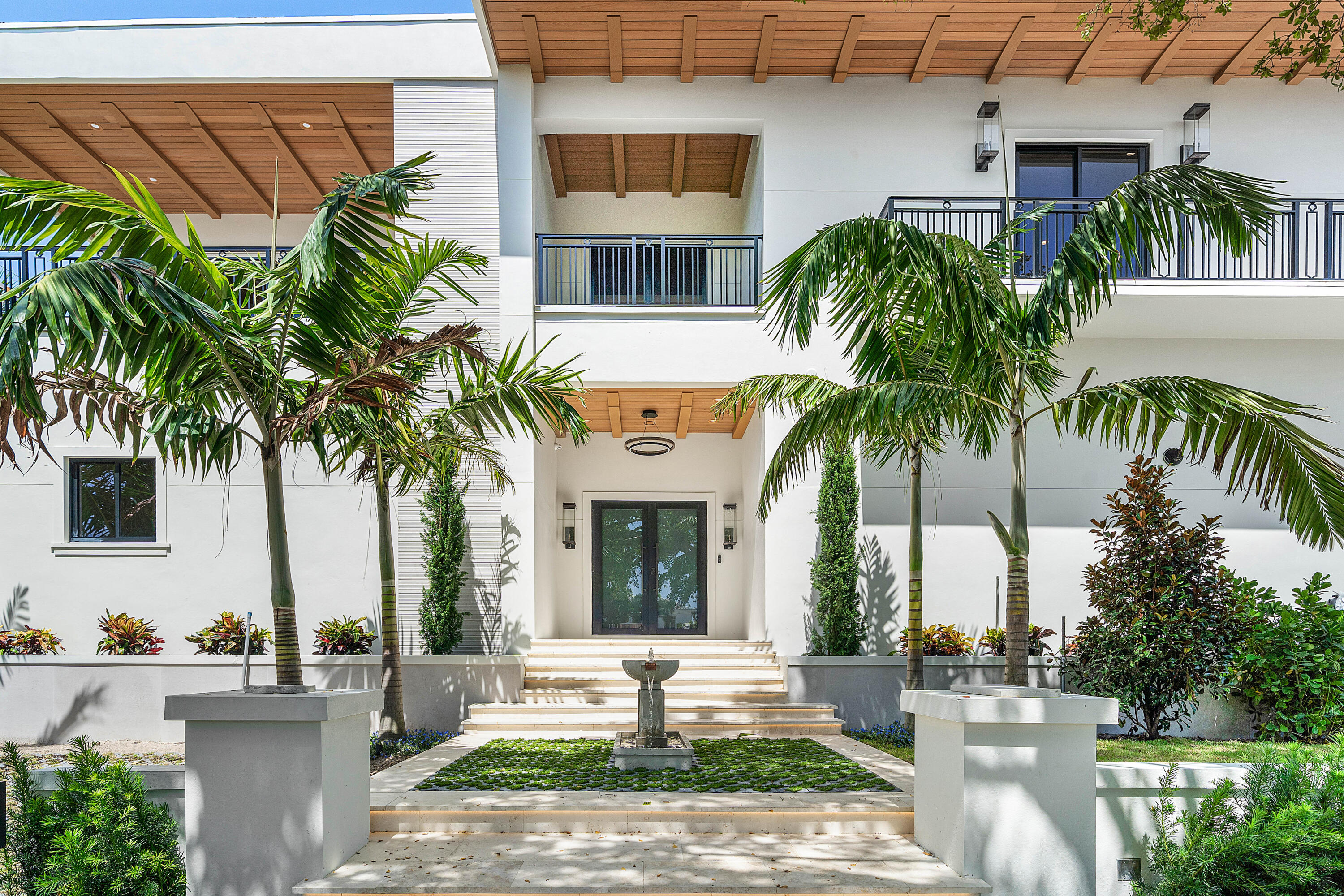 7935 S Flagler Drive West Palm Beach Fl Us 33405 B26045890