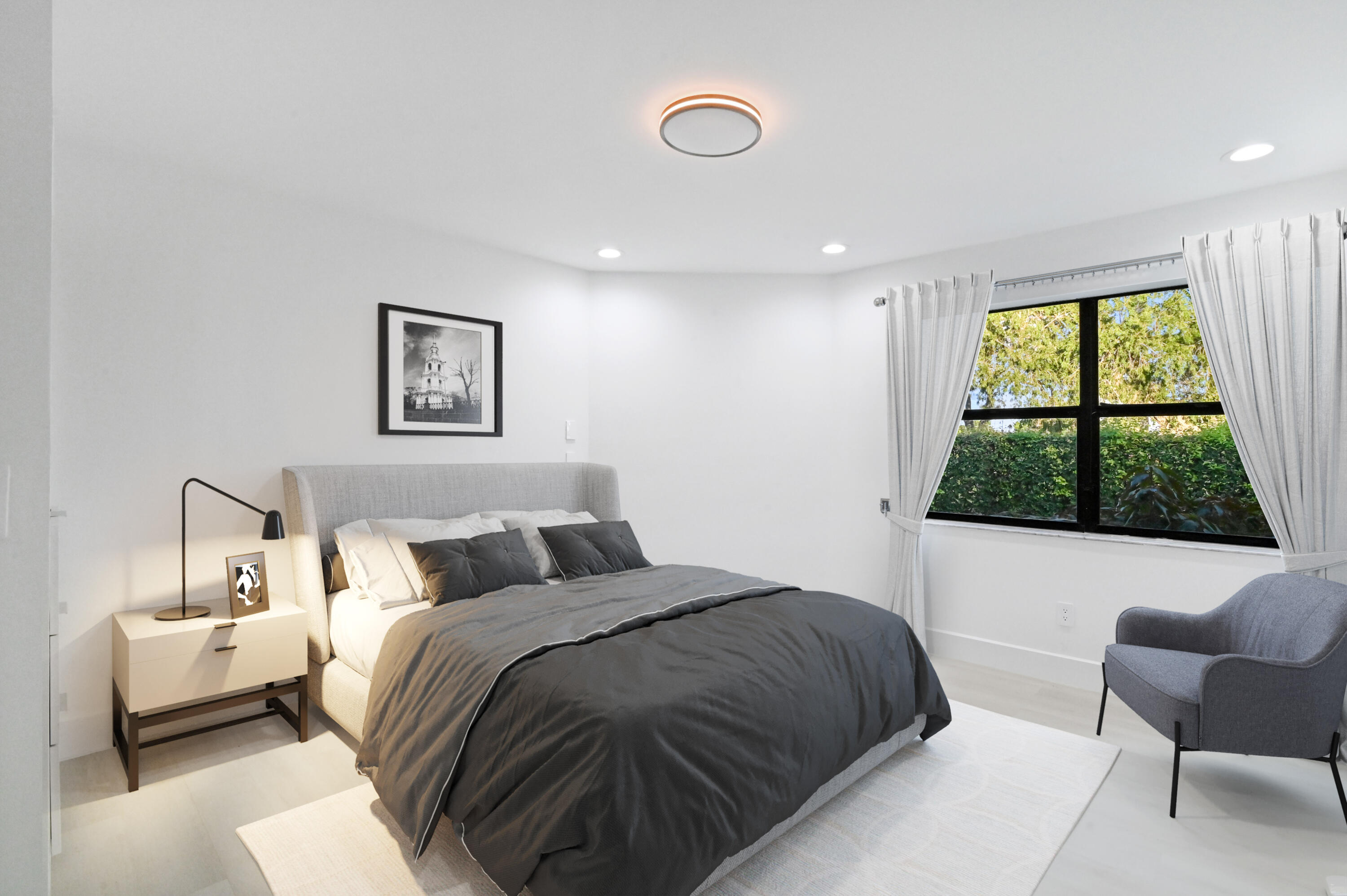 11294 Clover Leaf Circle