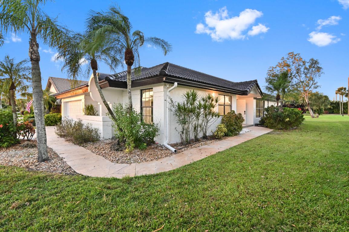 11294 Clover Leaf Circle