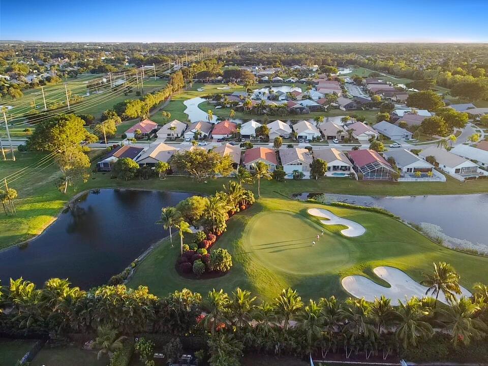 11294 Clover Leaf Circle