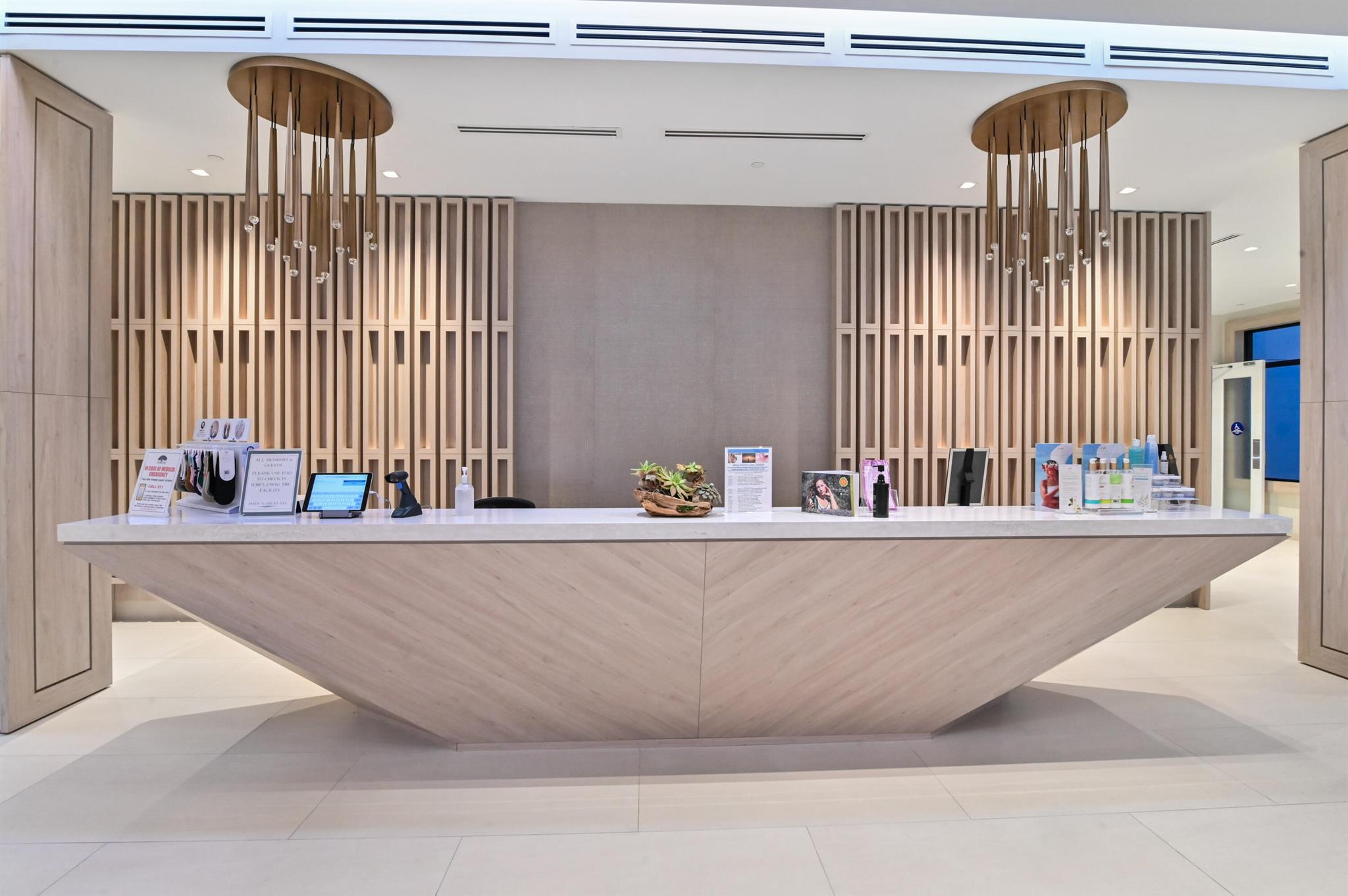 11294 Clover Leaf Circle