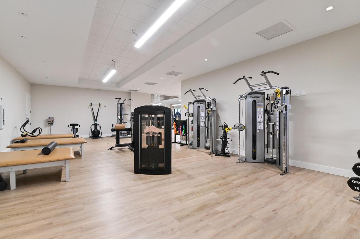 11294 Clover Leaf Circle