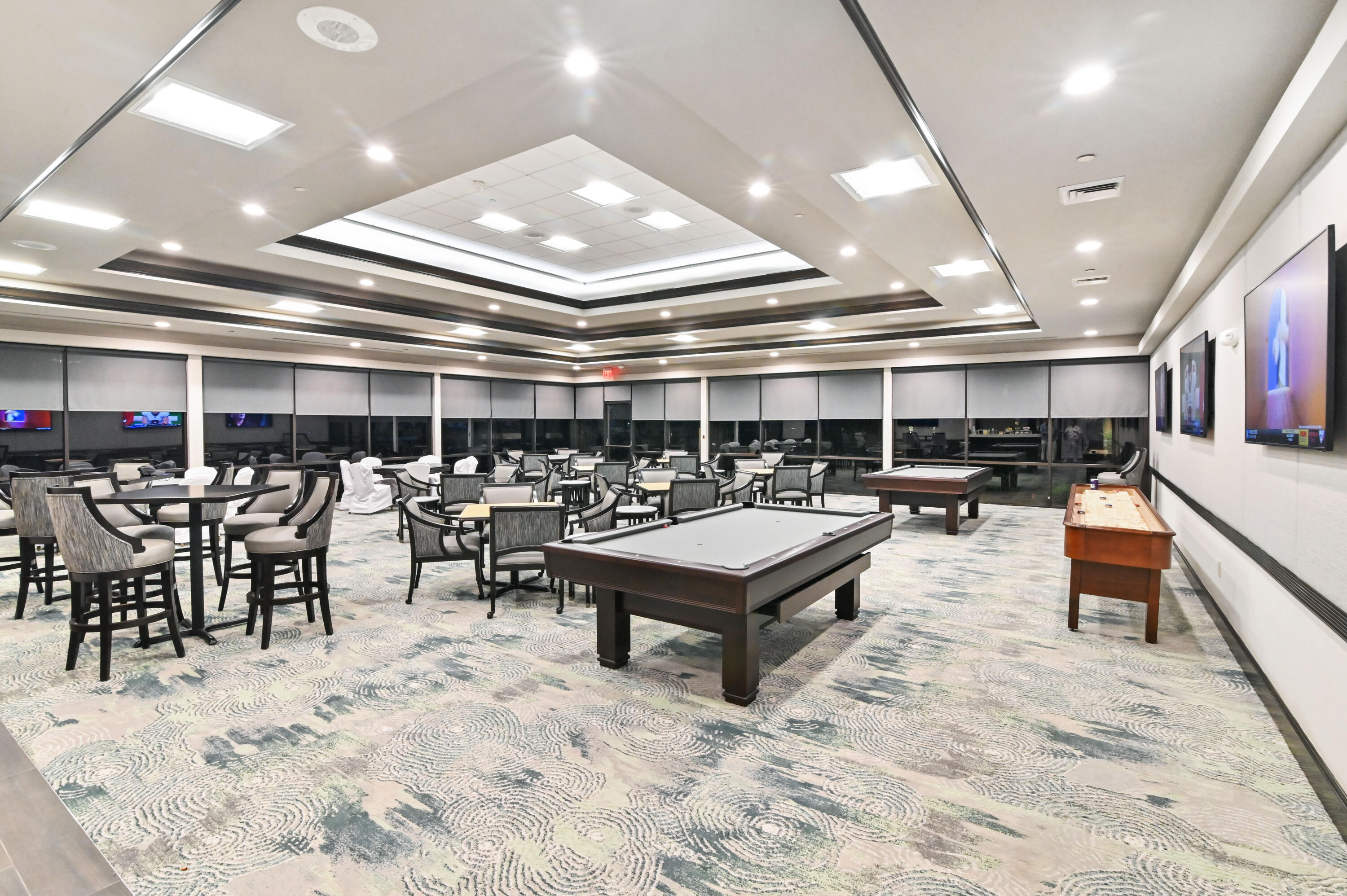 11294 Clover Leaf Circle