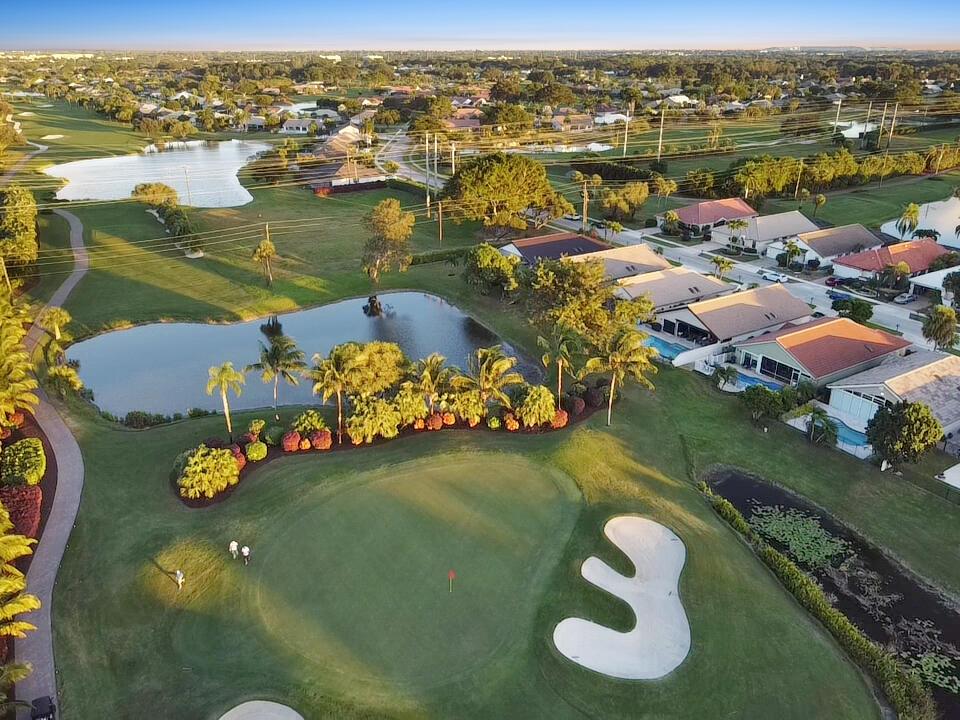 11294 Clover Leaf Circle