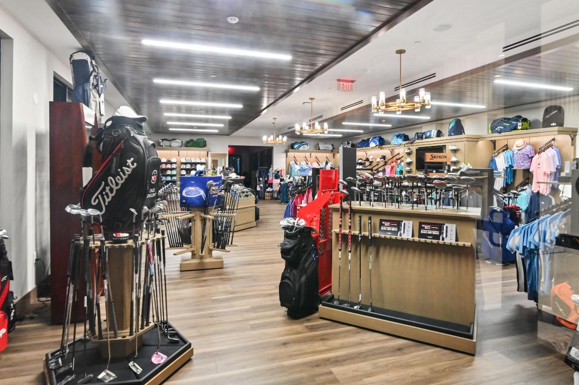 11294 Clover Leaf Circle