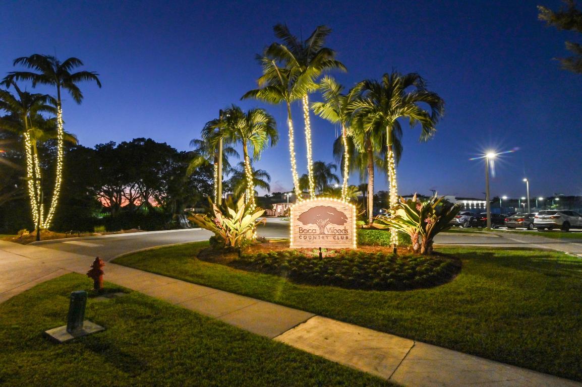 11294 Clover Leaf Circle