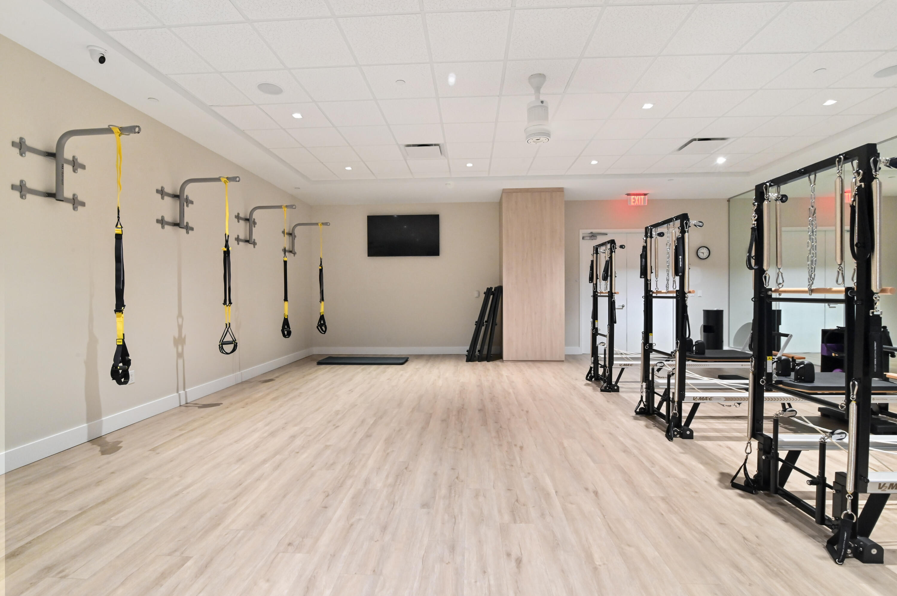 11294 Clover Leaf Circle