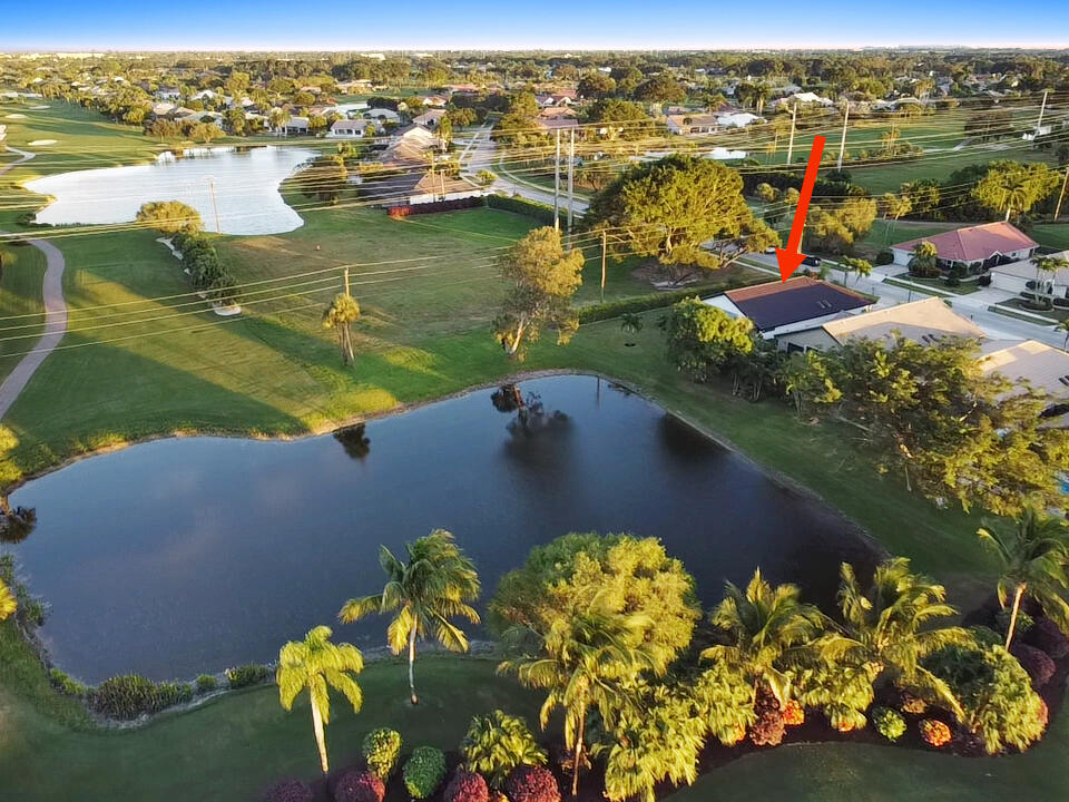 11294 Clover Leaf Circle