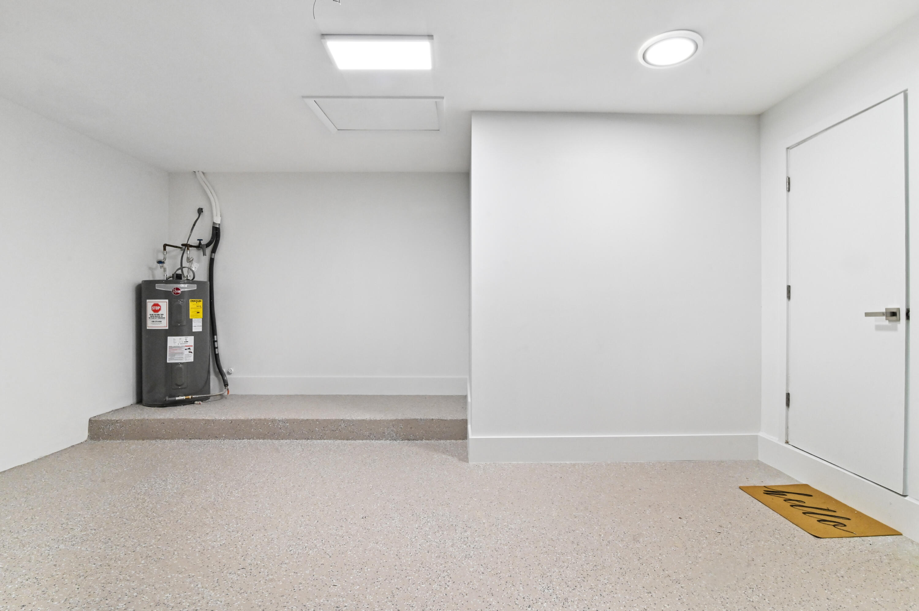 11294 Clover Leaf Circle