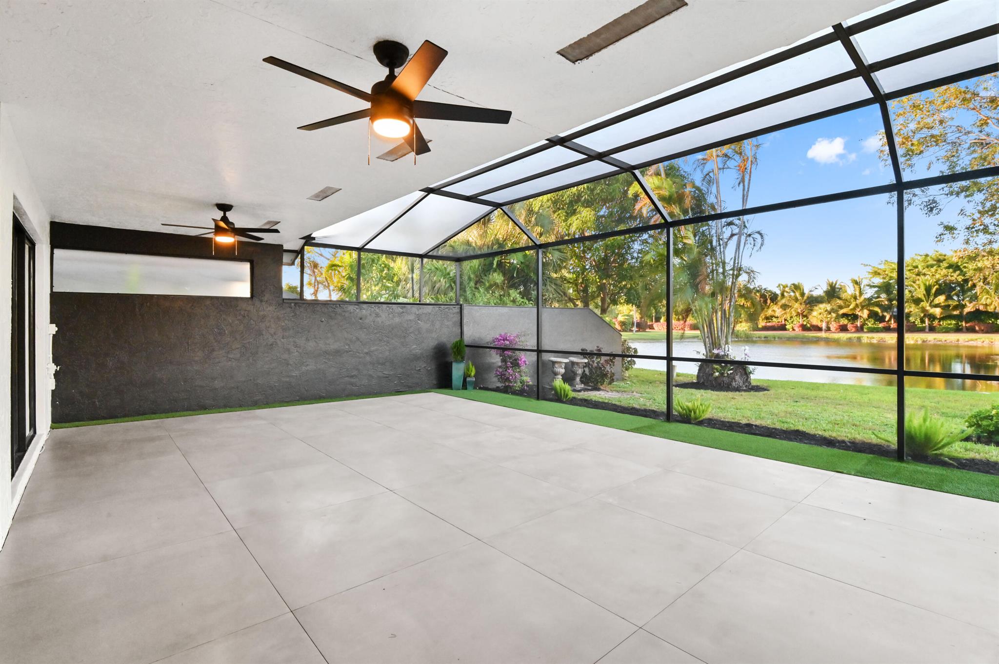 11294 Clover Leaf Circle