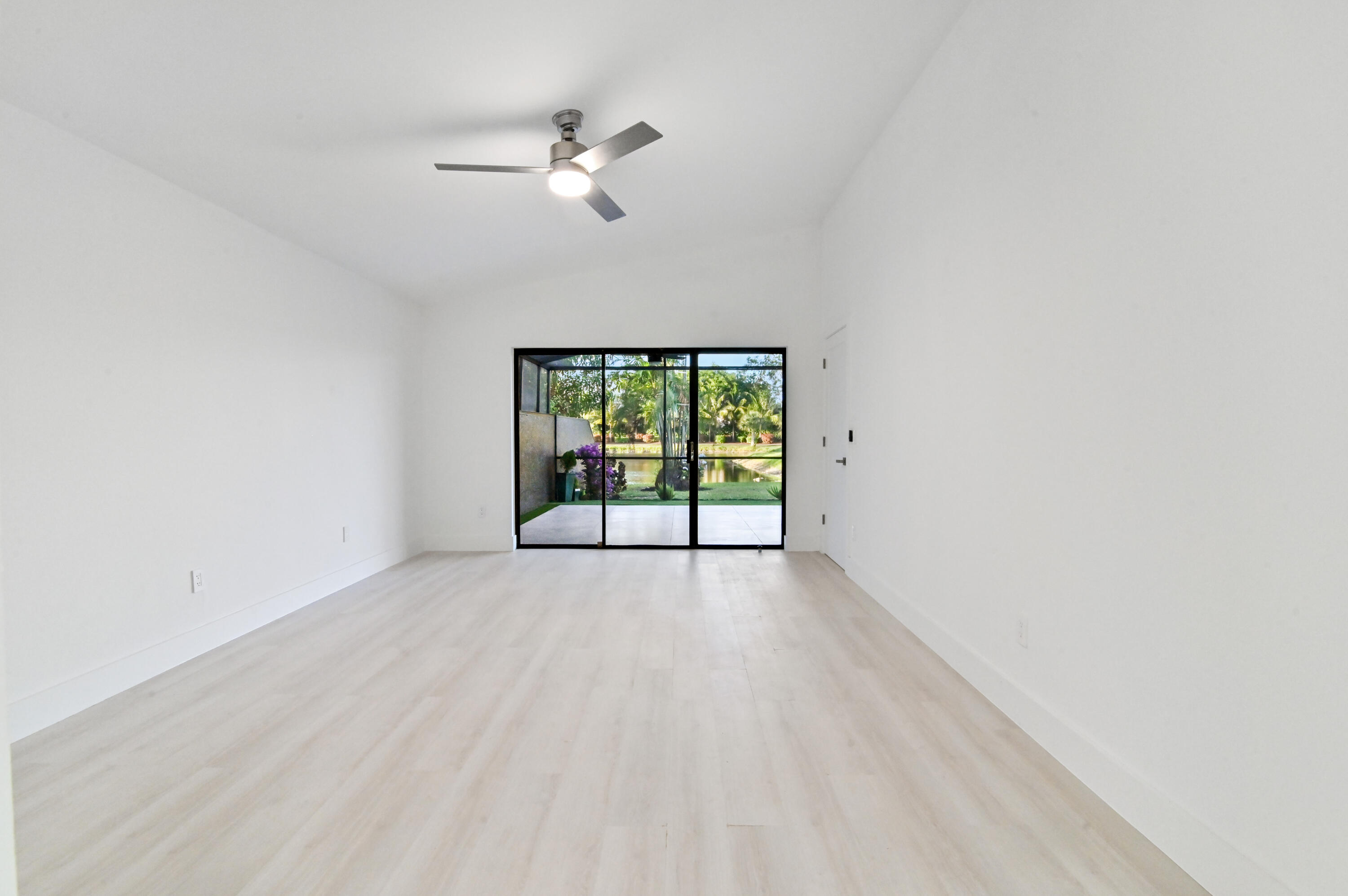 11294 Clover Leaf Circle