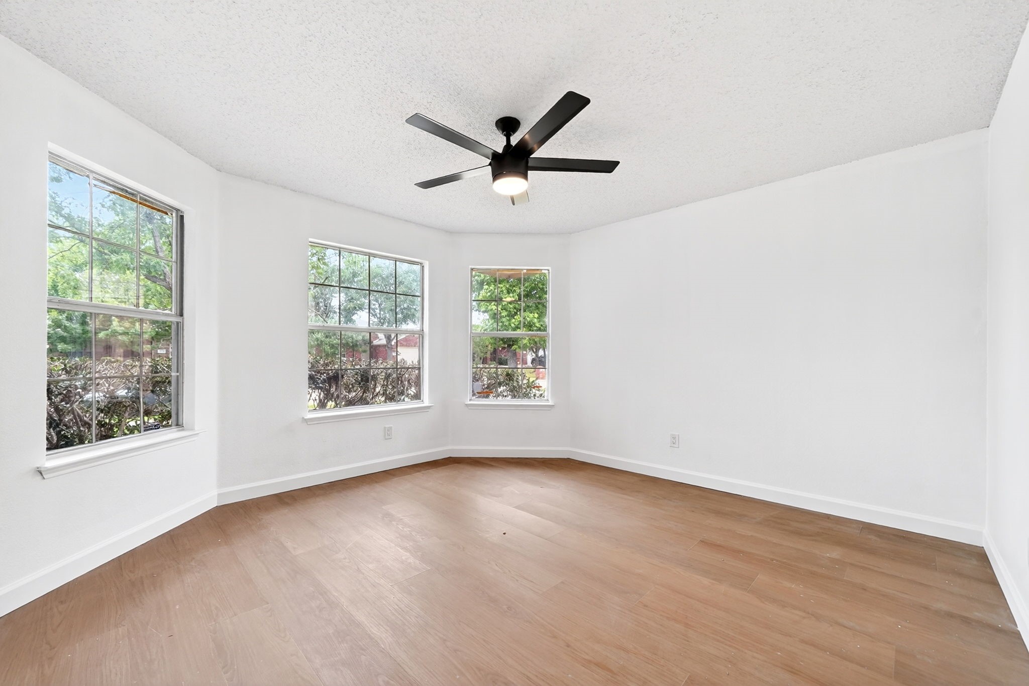 1016 Halifax Lane