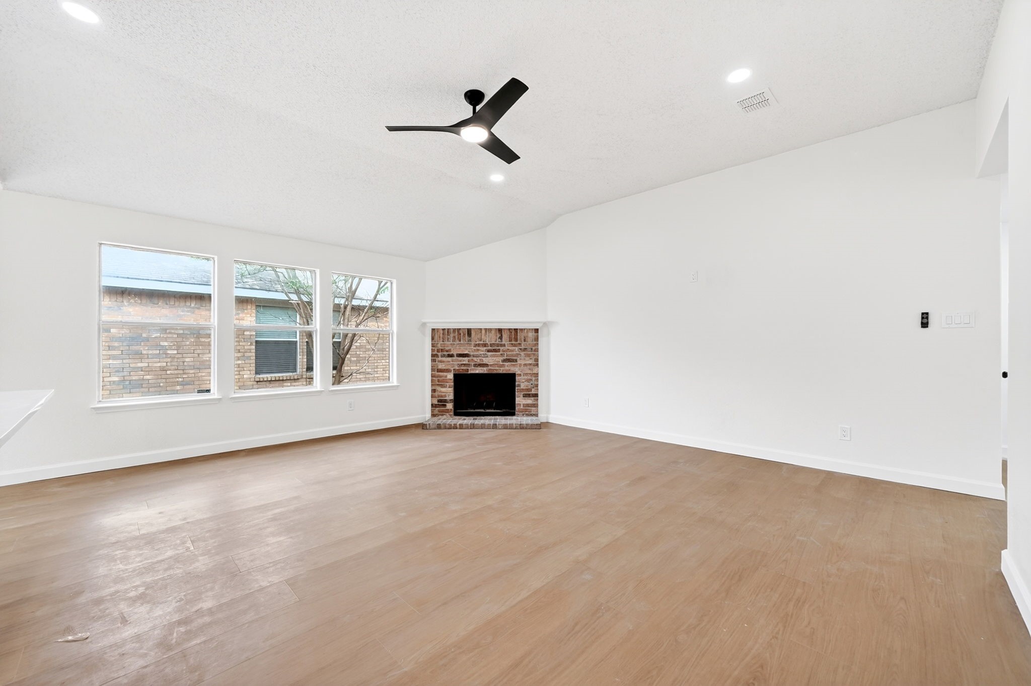 1016 Halifax Lane