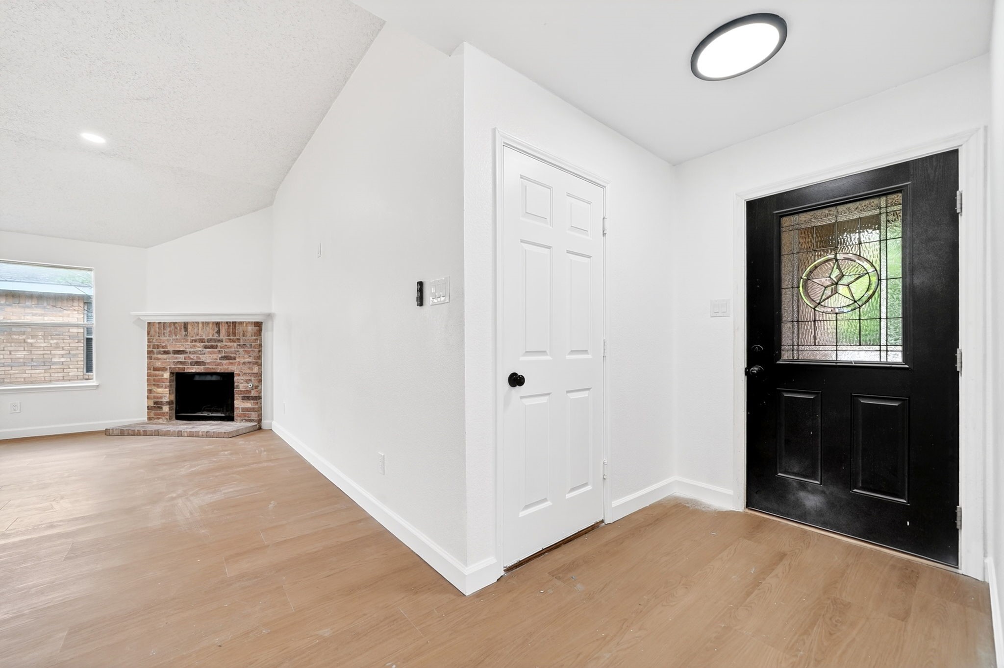 1016 Halifax Lane