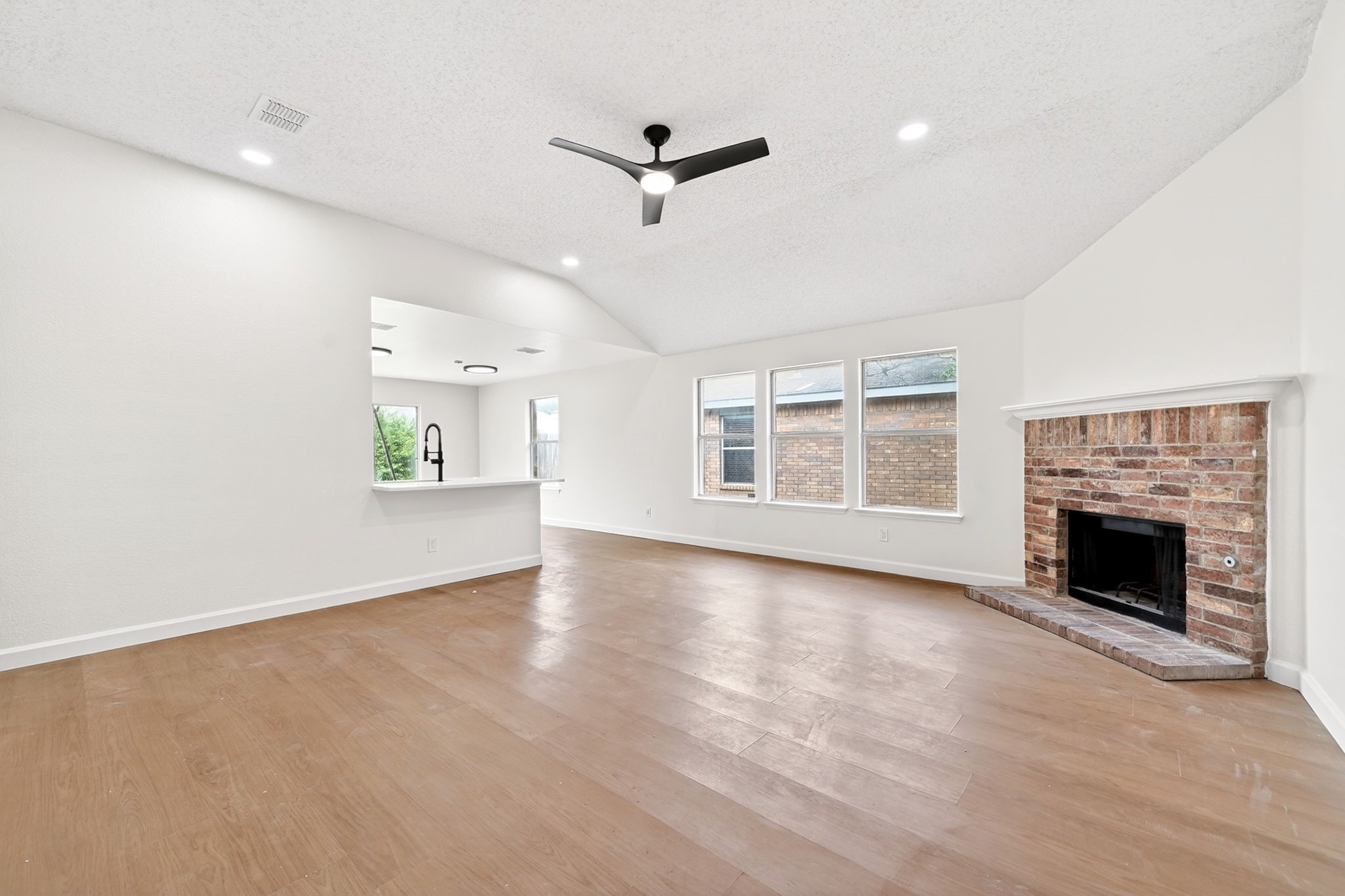 1016 Halifax Lane