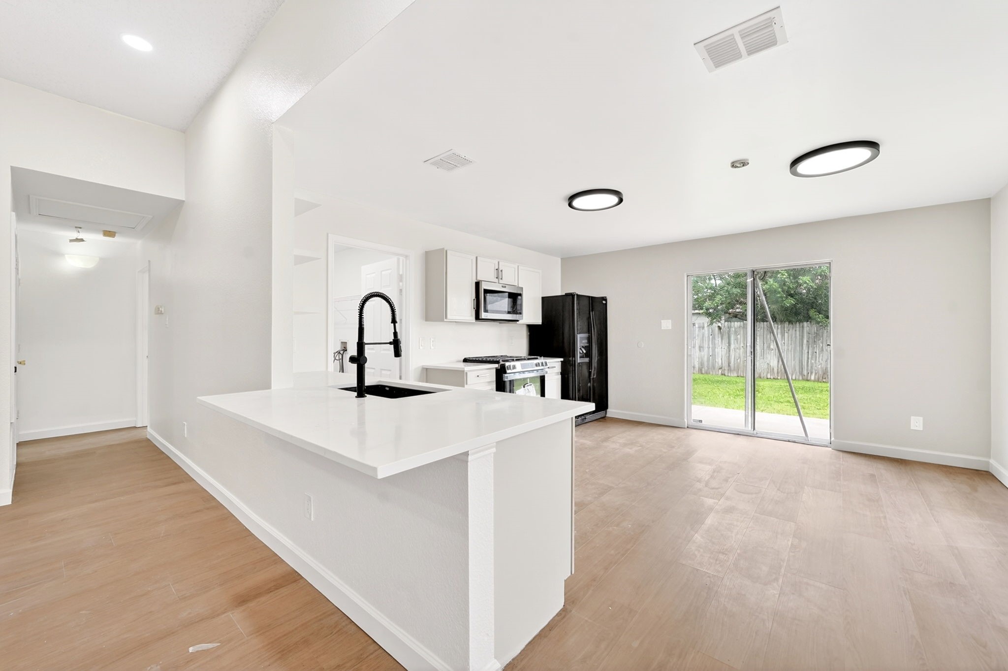 1016 Halifax Lane
