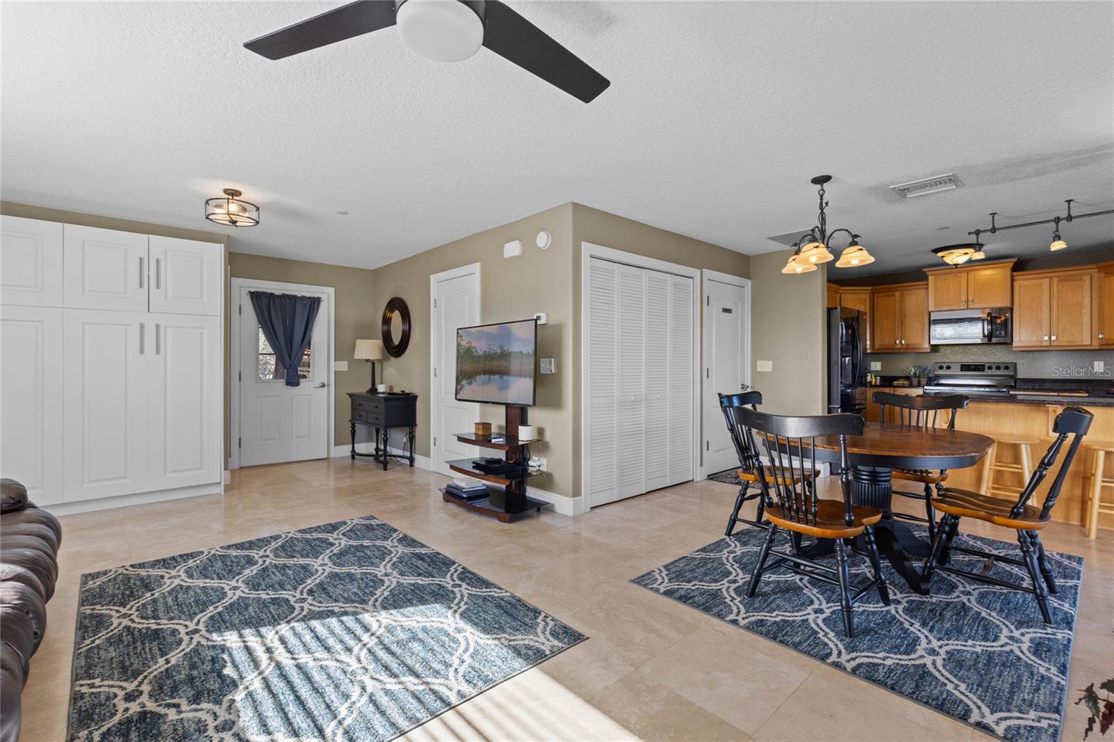 20106 SUNSET LANDING AVE