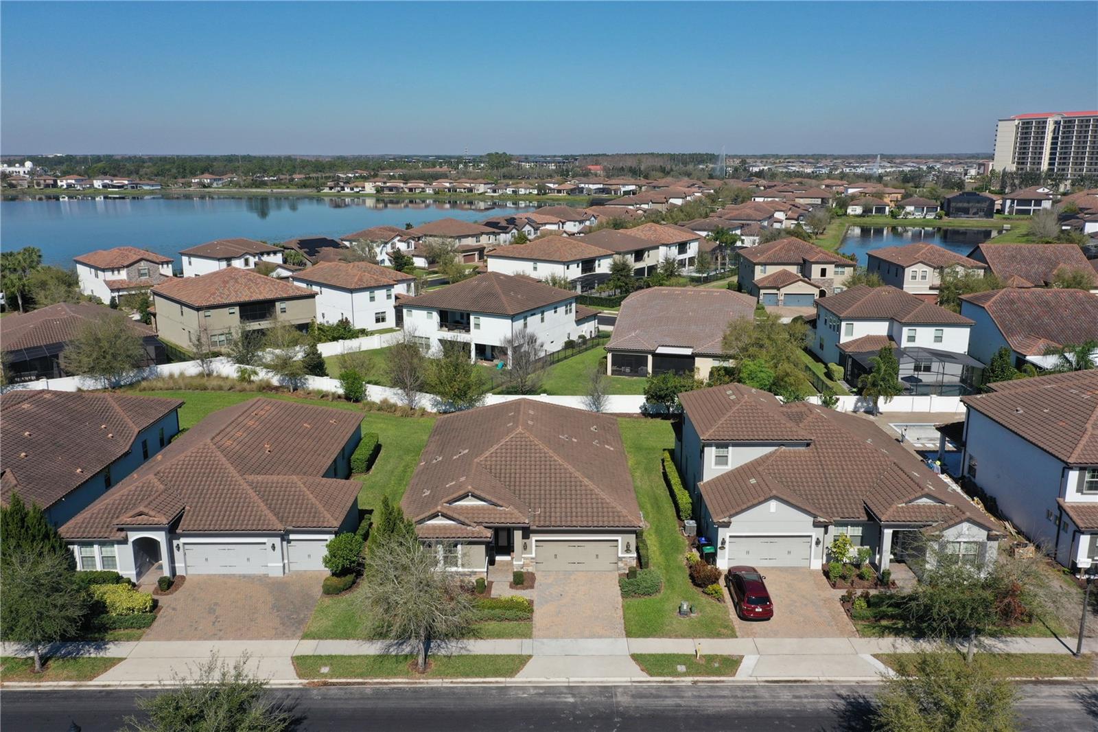 10926 CITRON OAKS DR