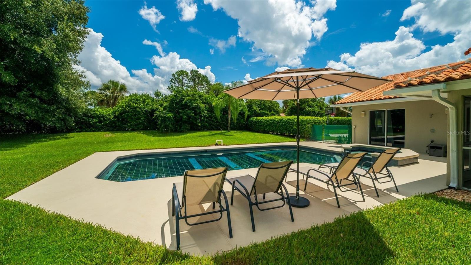 7725 SWISS FAIRWAYS AVE