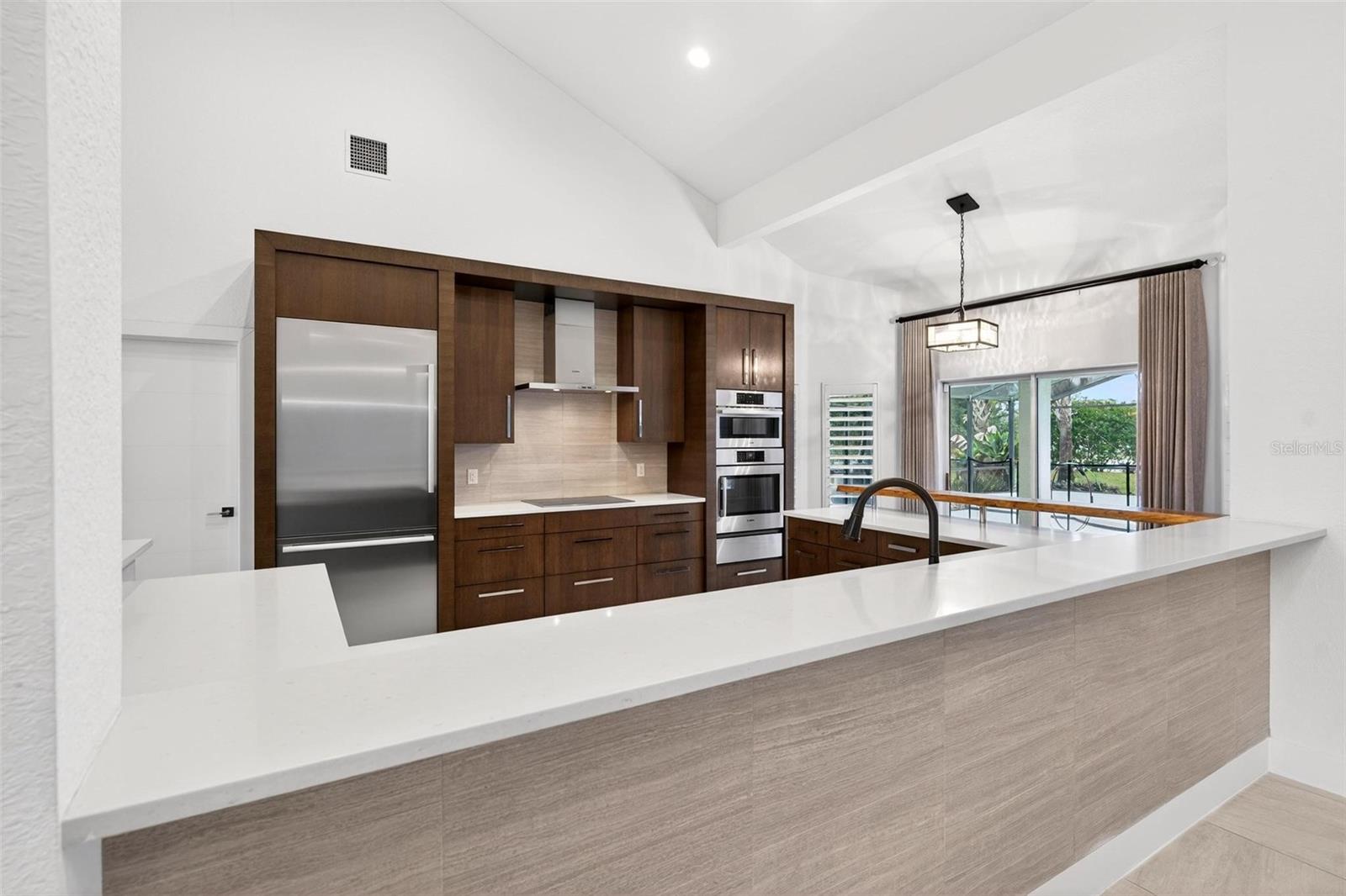 7737 SWISS FAIRWAYS AVE