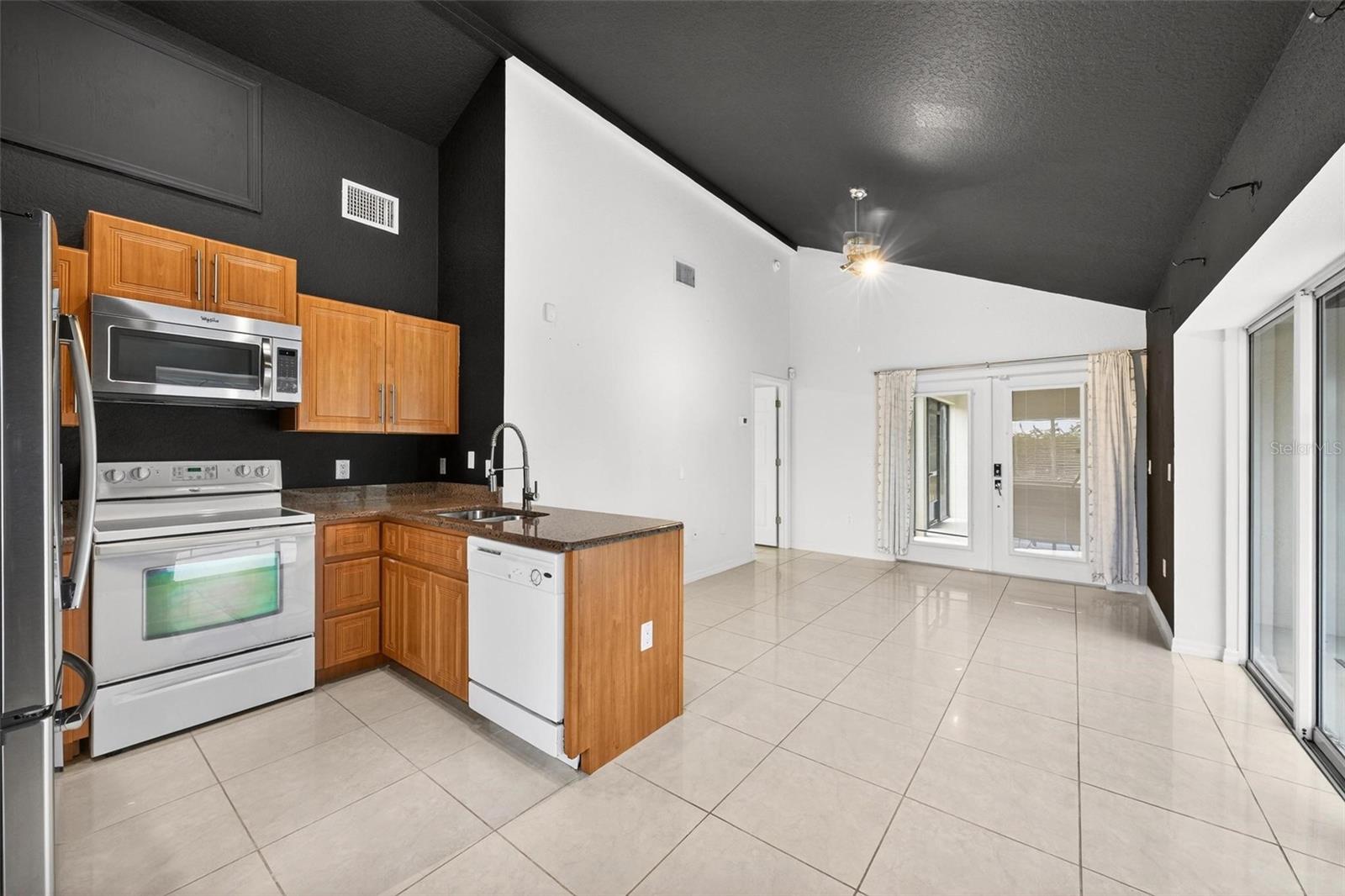 7737 SWISS FAIRWAYS AVE