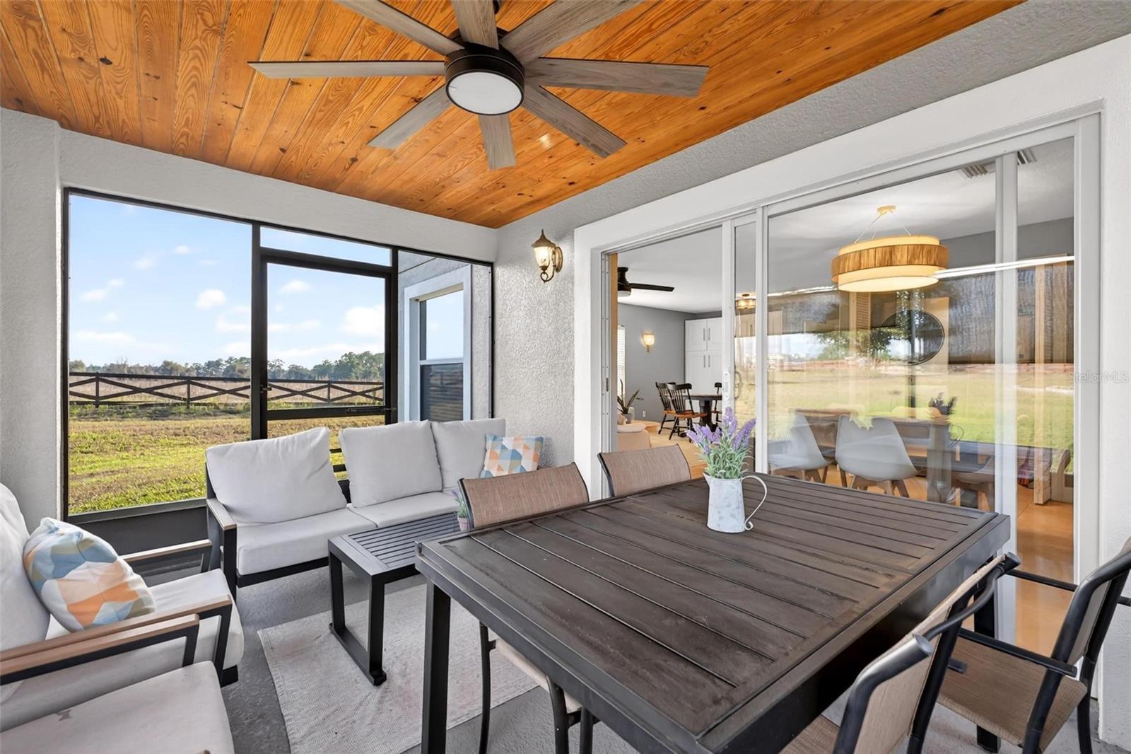 20106 SUNSET LANDING AVE