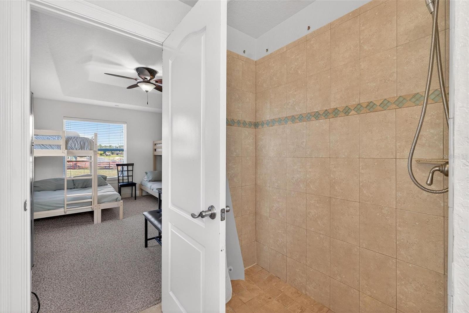 20106 SUNSET LANDING AVE