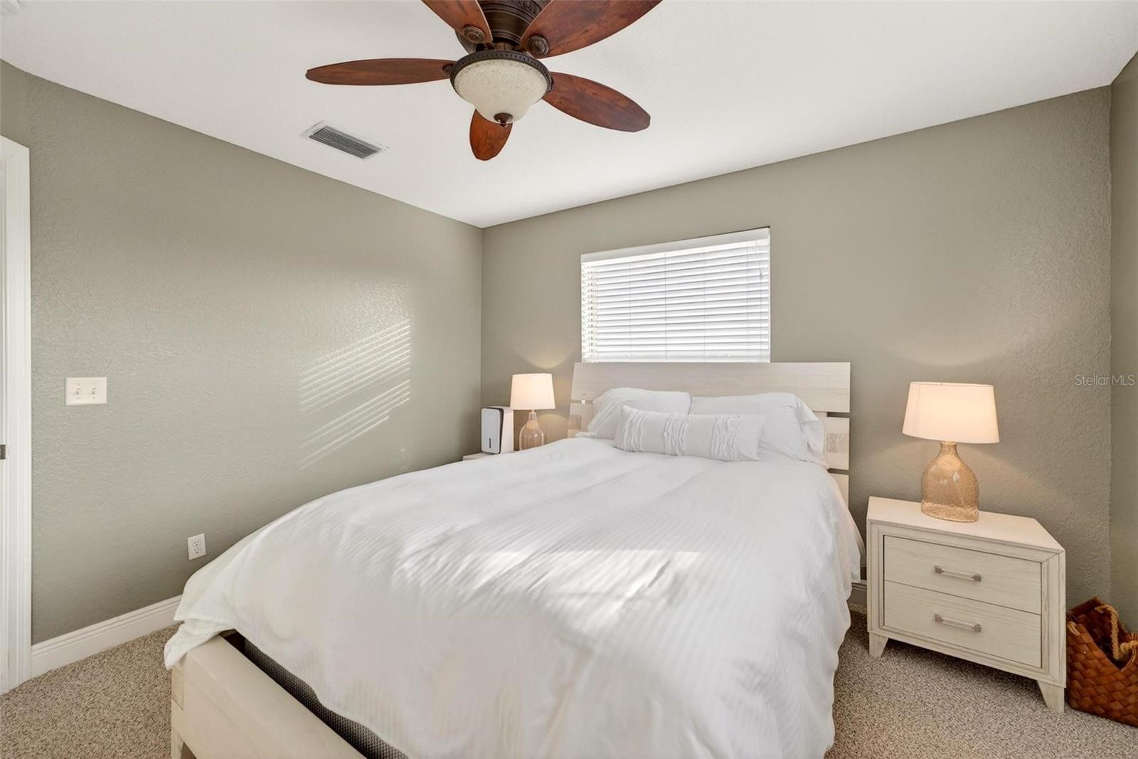 20106 SUNSET LANDING AVE