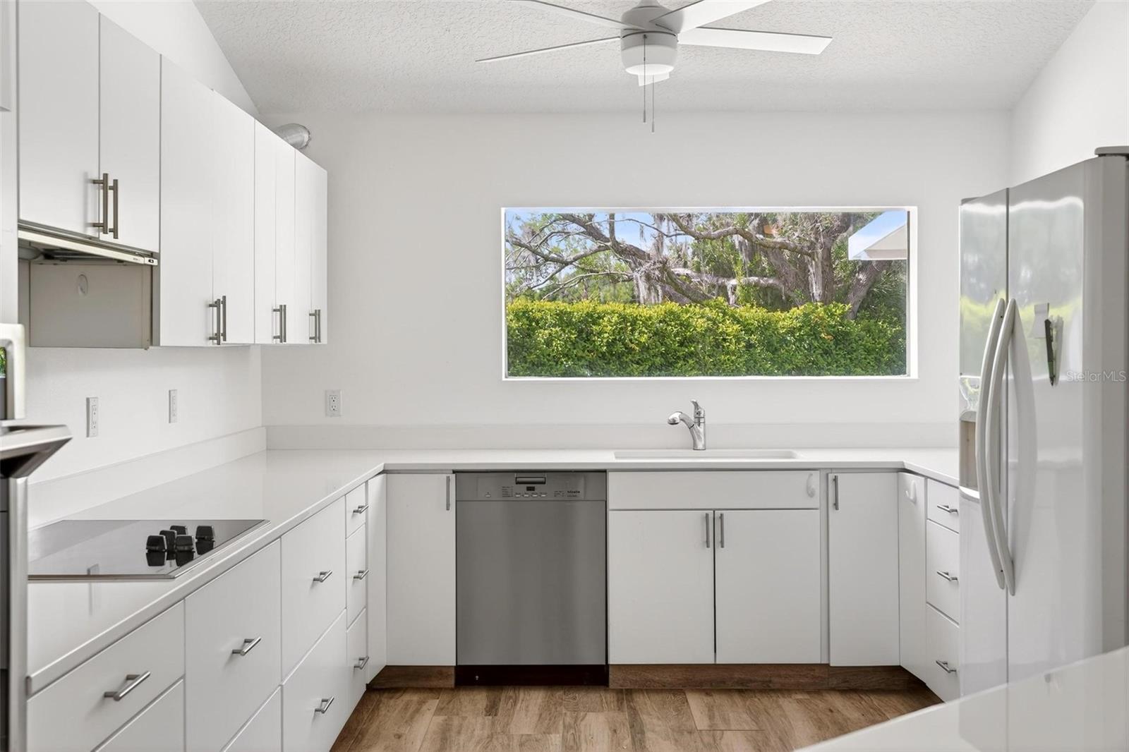 12623 LAKE DENISE BLVD