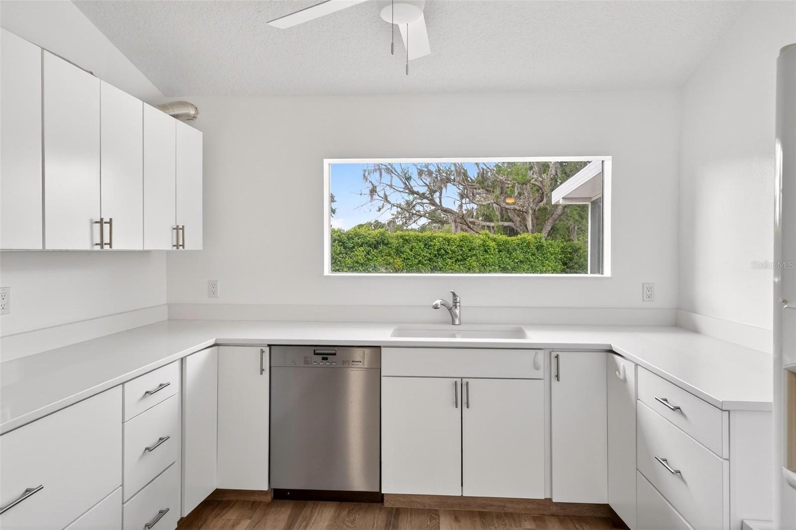 12623 LAKE DENISE BLVD