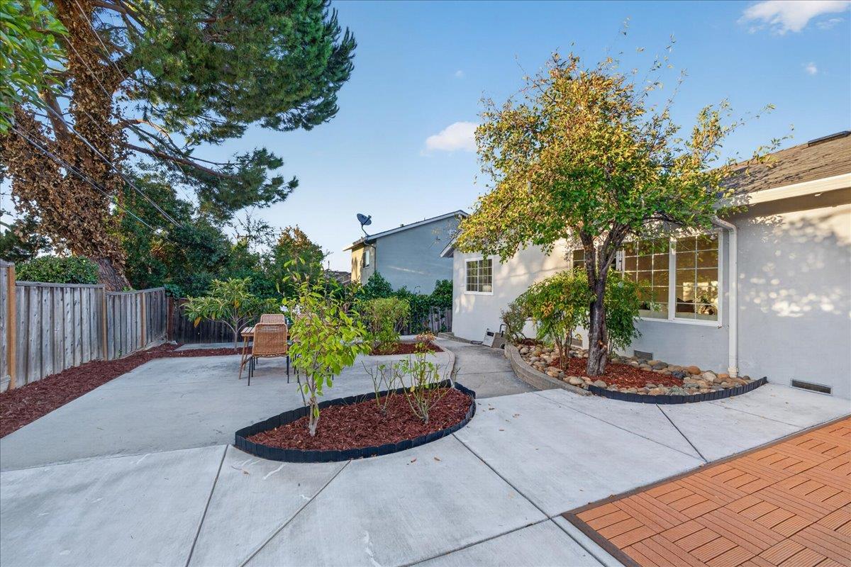 5537 blossom terrace court
