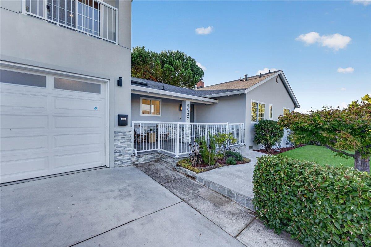 5537 blossom terrace court