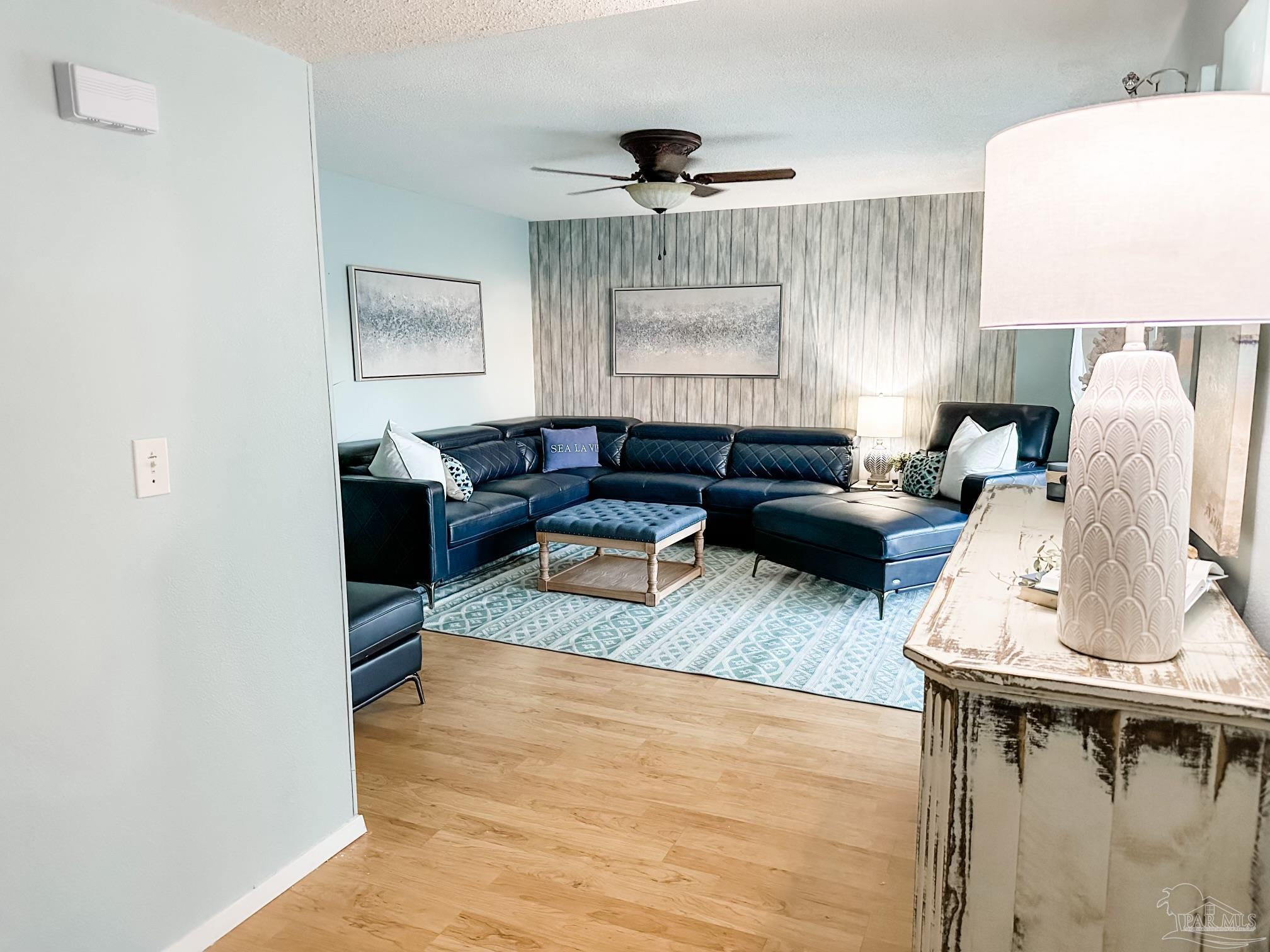 1100 Ft Pickens Rd # B2