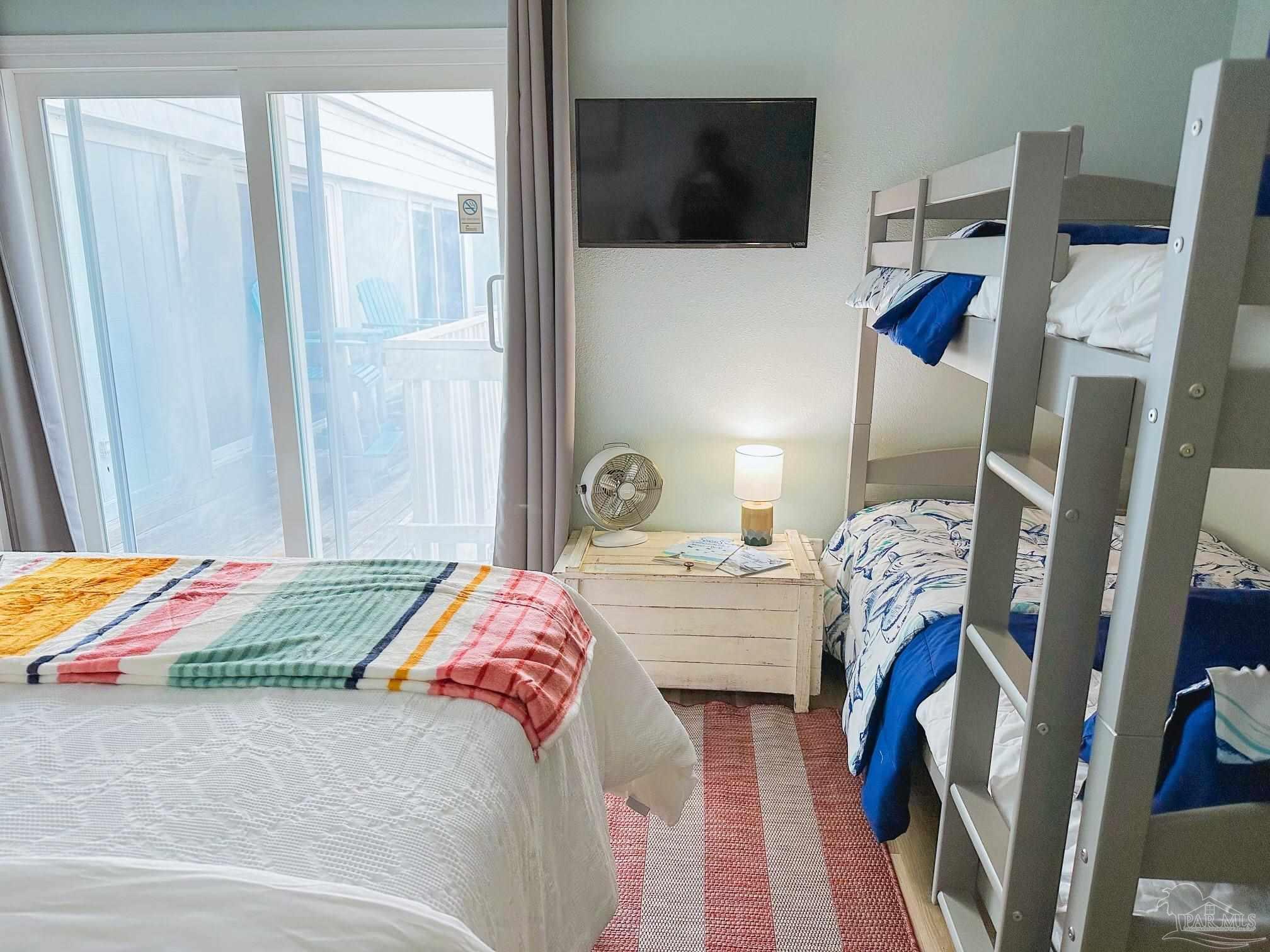 1100 Ft Pickens Rd # B2