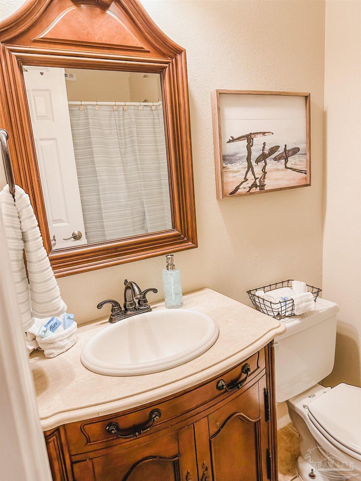 1100 Ft Pickens Rd # B2