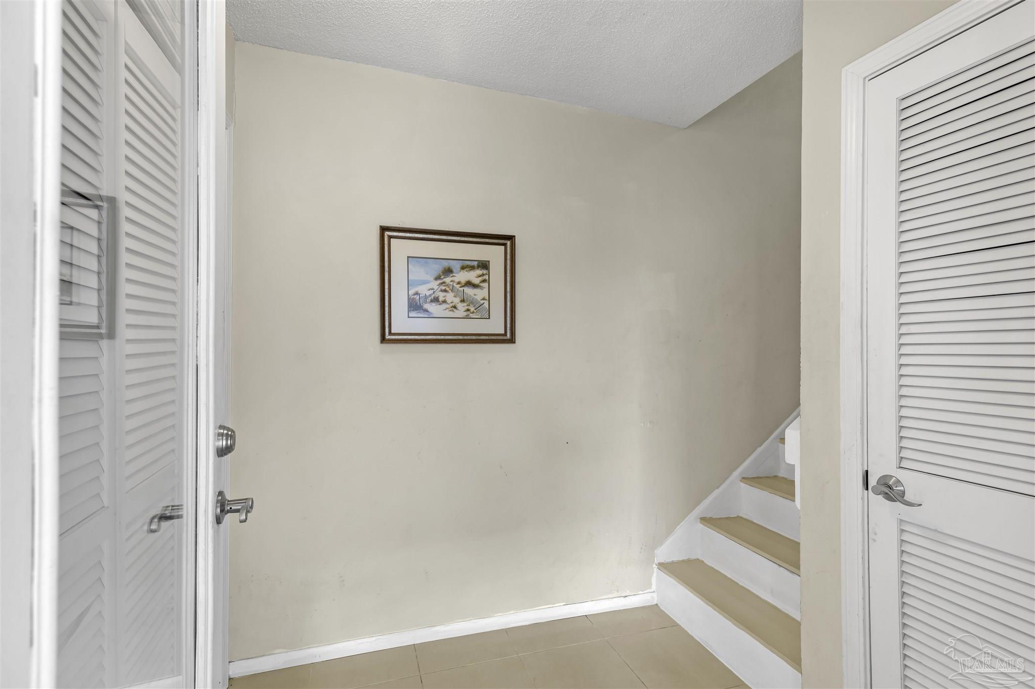 1100 Ft Pickens Rd # F4